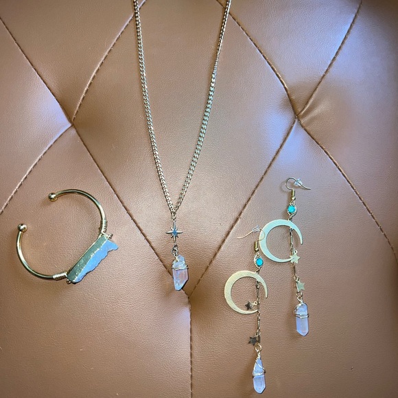 Gold and Blue Crystal Jewelry Set - Picture 1 of 2